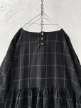 画像6: 08mab/ギャザーワンピース・黒ウインドウペン