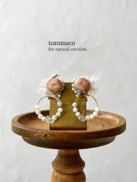 toromeco／アンティークシルクと天然石イヤリング・サーモンピンク