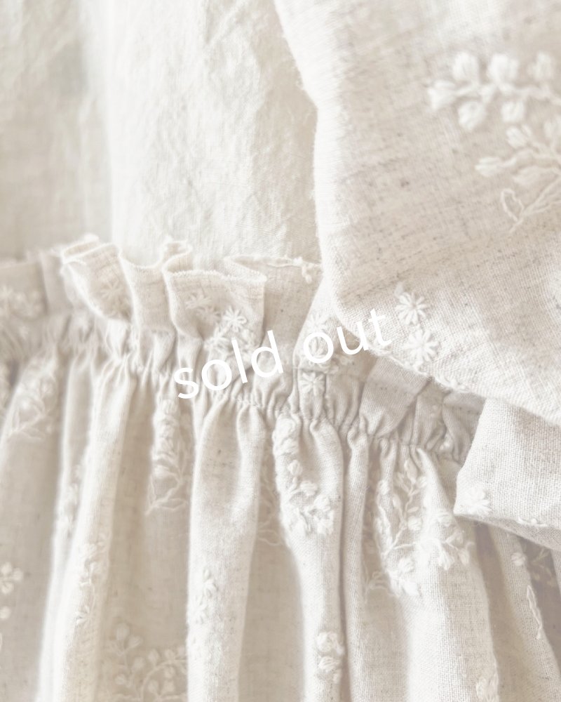画像7: MARCHE' DE SOEUR／ブルターニュのワンピース・ミルク×生成り刺繍 (7)