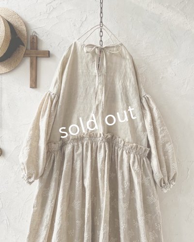 画像12: MARCHE' DE SOEUR／ブルターニュのワンピース・ミルク×生成り刺繍