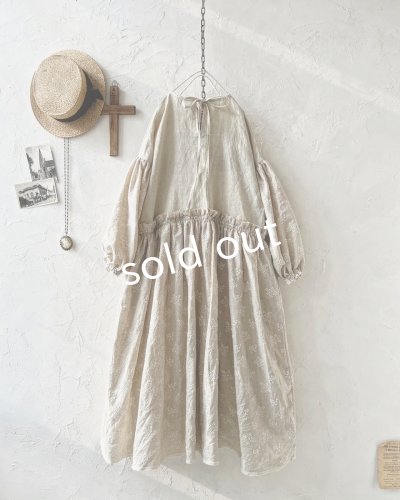 画像11: MARCHE' DE SOEUR／ブルターニュのワンピース・ミルク×生成り刺繍