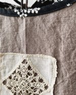 画像4: MARCHE' DE SOEUR／ブルターニュのワンピース・ココアベージュ×黒刺繍 (4)