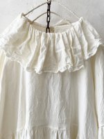 画像2: MARCHE' DE SOEUR／ラッフル襟のワンピース・オフ (2)