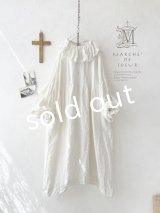 MARCHE' DE SOEUR／ラッフル襟のワンピース・オフ