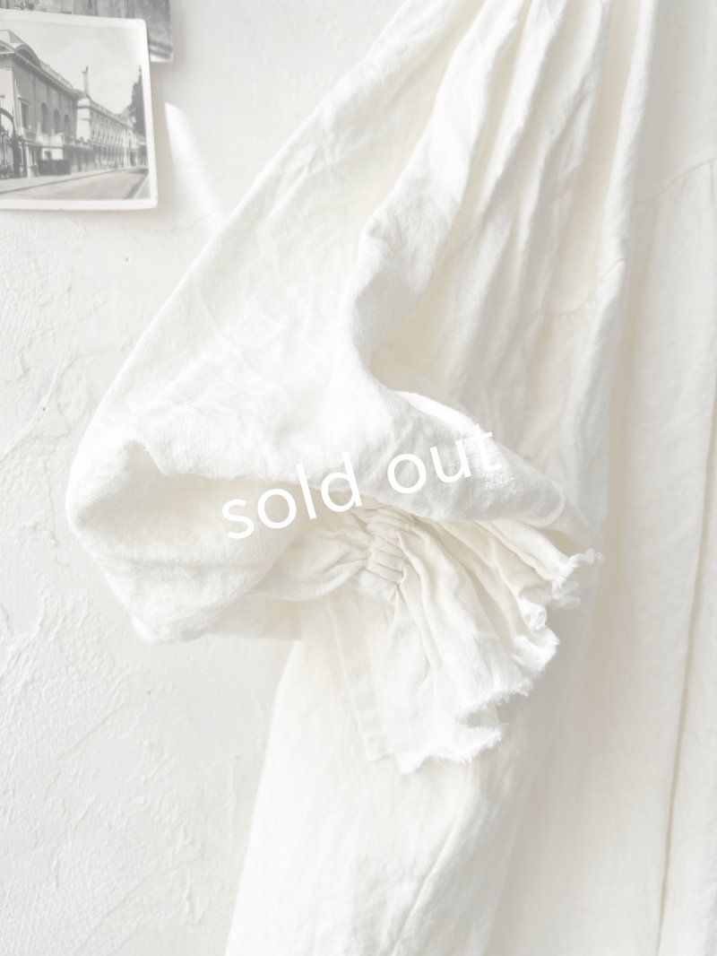 画像4: MARCHE' DE SOEUR／ラッフル襟のワンピース・オフ (4)