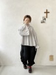 画像16: tegami/ピンタックリボンパフ袖のブラウス・オフ