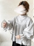 画像13: tegami/ピンタックリボンパフ袖のブラウス・オフ