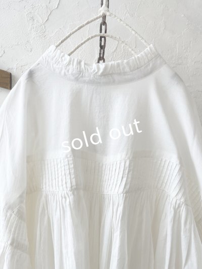 画像4: tegami/ピンタックリボンパフ袖のブラウス・オフ