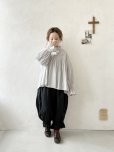 画像15: tegami/ピンタックリボンパフ袖のブラウス・オフ