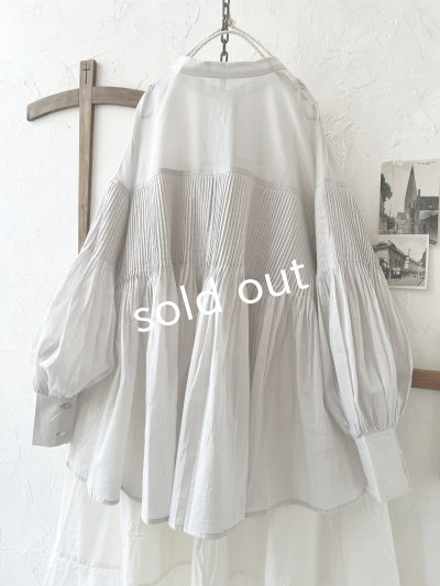 画像9: tegami/ドロップピンタックのカフスブラウス・ライトグレー