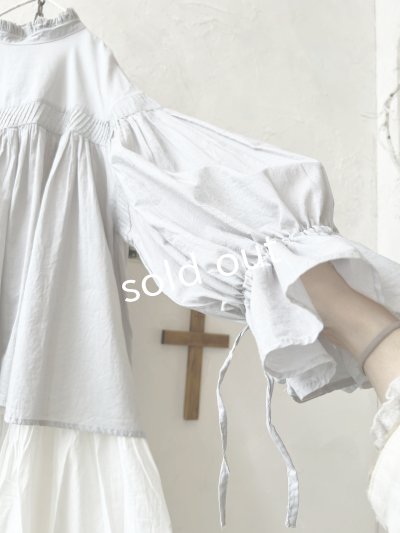 画像5: tegami/ピンタックリボンパフ袖のブラウス・ライトグレー