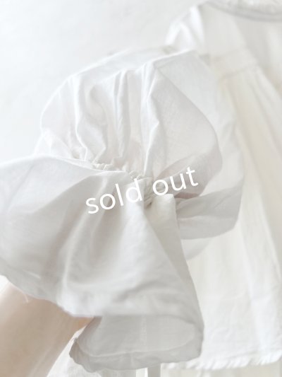 画像8: tegami/ピンタックリボンパフ袖のブラウス・オフ