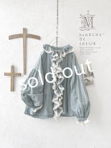 MARCHE' DE SOEUR／フローフリルパフ袖ブラウス・ブルー