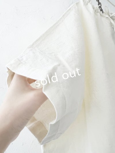 画像6: Bliss Bunch/ドロスト襟の5分袖ブラウス・アイボリー