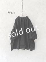 Dgy/ふんわり袖のジョーゼットブラウス・黒