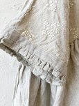 画像4: ubasoku/0932 かすみそう刺繍のギャザープルオーバー・ナチュラル