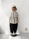 画像13: ubasoku/0931 ガーベラ刺繍のギャザープルオーバー・チャコール