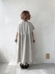 画像15: ubasoku/0957 かすみそう刺繍の丸衿ワンピース・ナチュラル