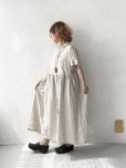 画像13: ubasoku/0957 かすみそう刺繍の丸衿ワンピース・ナチュラル