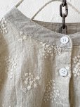 画像3: ubasoku/0932 かすみそう刺繍のギャザープルオーバー・ナチュラル