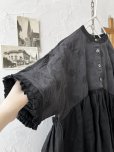 画像3: ubasoku/0931 ガーベラ刺繍のギャザープルオーバー・チャコール
