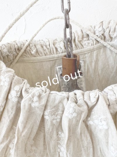 画像3: MARCHE' DE SOEUR／大きなラッフル襟のチュニック・ミルクに木の実ししゅう襟