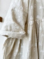 画像7: MARCHE' DE SOEUR／大きなラッフル襟のチュニック・木の実ししゅうにミルク襟 (7)