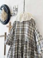 画像12: MARCHE' DE SOEUR／大きなラッフル襟のチュニック・先染チェックにミルク襟 (12)