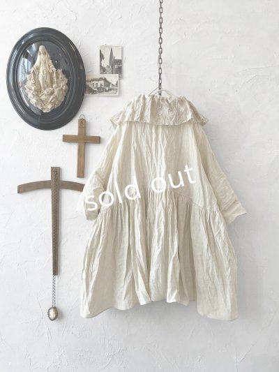 画像9: MARCHE' DE SOEUR／大きなラッフル襟のチュニック・ミルクに木の実ししゅう襟