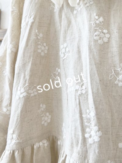 画像6: MARCHE' DE SOEUR／大きなラッフル襟のチュニック・木の実ししゅうにミルク襟