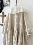 画像11: MARCHE' DE SOEUR／大きなラッフル襟のチュニック・木の実ししゅうにミルク襟