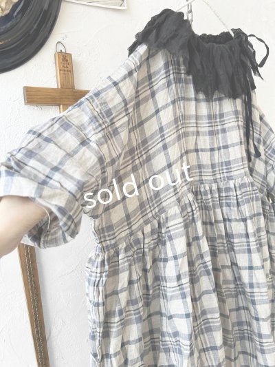 画像3: MARCHE' DE SOEUR／大きなラッフル襟のチュニック・先染チェックに黒ガーゼ襟