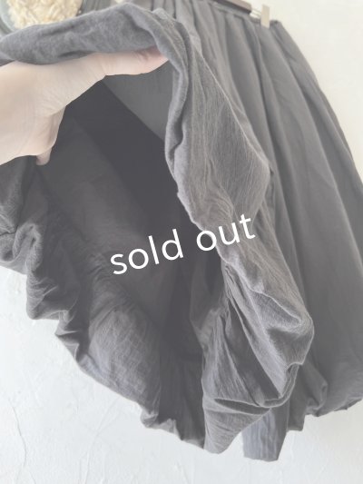 画像4: SO／二枚仕立てのバルーンパンツ・スミ