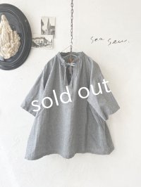 seasew.／306 スキッパーギャザーブラウス・チドリ