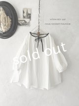 nous rendent heureux/配色パイピングブラウス・オフ