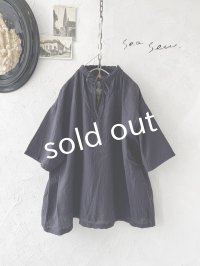 seasew.／306 スキッパーギャザーブラウス・ネイビー