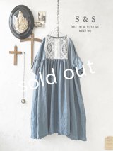 shizuka's【28】アンティークレースちょうちょ袖ワンピース・くすみブルー