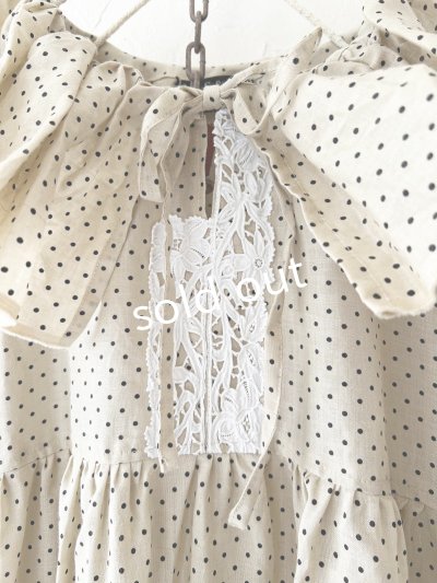 画像4: shizuka's【19】アンティークレースの ドットフリルワンピース・ベージュB