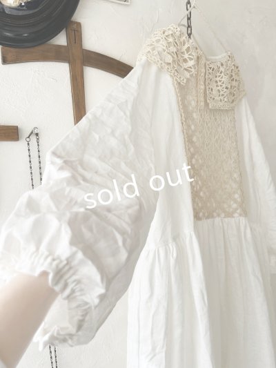 画像4: shizuka's【11】アンティークレースのボリューム袖ワンピース・白A