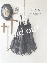 shizuka's【29】アンティークレースのキャミチュニック・スミクロ