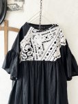 画像2: shizuka's【23】アンティークレースちょうちょ袖ワンピース・黒A (2)