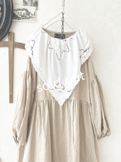 画像2: shizuka's【21】アンティークレースのボリューム袖ワンピース・濃ベージュ