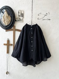 SO／バックギャザーシャツ・ブラック