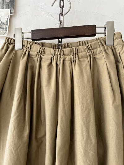 画像2: seasew.／702 タックスカート・ベージュ