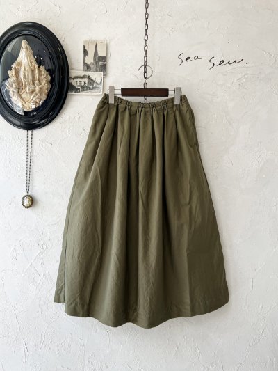 画像2: seasew.／702 タックスカート・カーキ