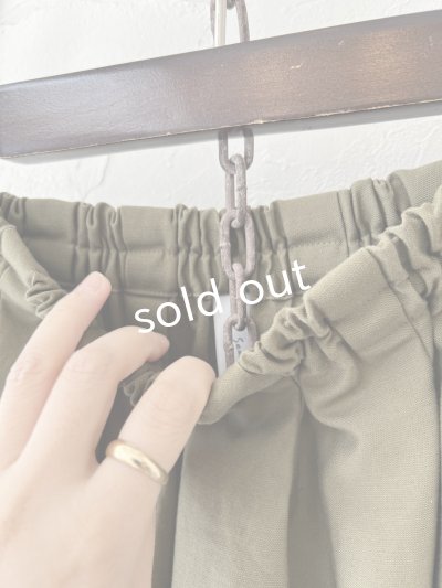 画像4: seasew.／702 タックスカート・カーキ