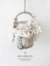 pollenbienco／アンティークレースと十字架のバスケット・F