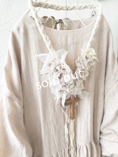 画像5: MARCHE' DE SOEUR／十字架ネックレス付きギャザーワンピース・ピンクベージュ