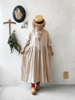 画像13: MARCHE' DE SOEUR／十字架ネックレス付きギャザーワンピース・ピンクベージュ (13)