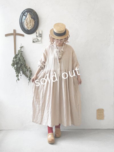 画像13: MARCHE' DE SOEUR／十字架ネックレス付きギャザーワンピース・ピンクベージュ